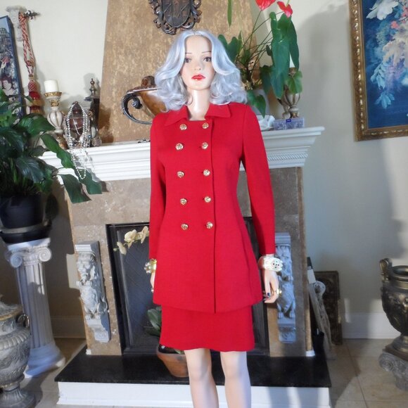 St. John Collection Red Knit Double Breasted Jacket & Skirt Suit SIze 8 - Picture 2 of 16